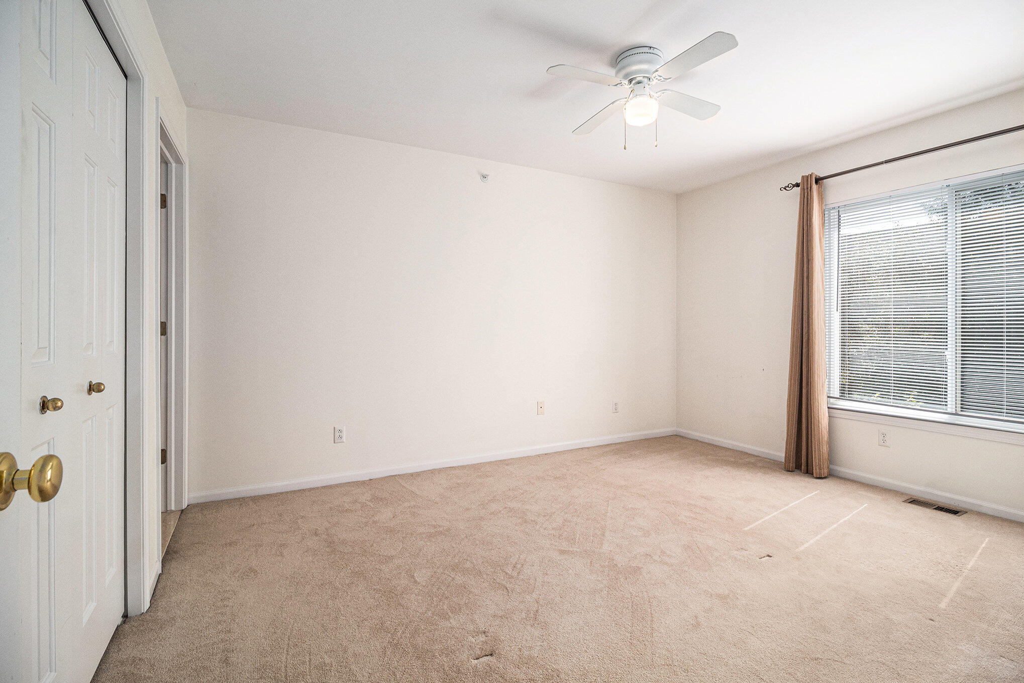 3164 Asher Road Ann Arbor, MI 48104 - Photo 13 of 27 014_img_5289-2_955