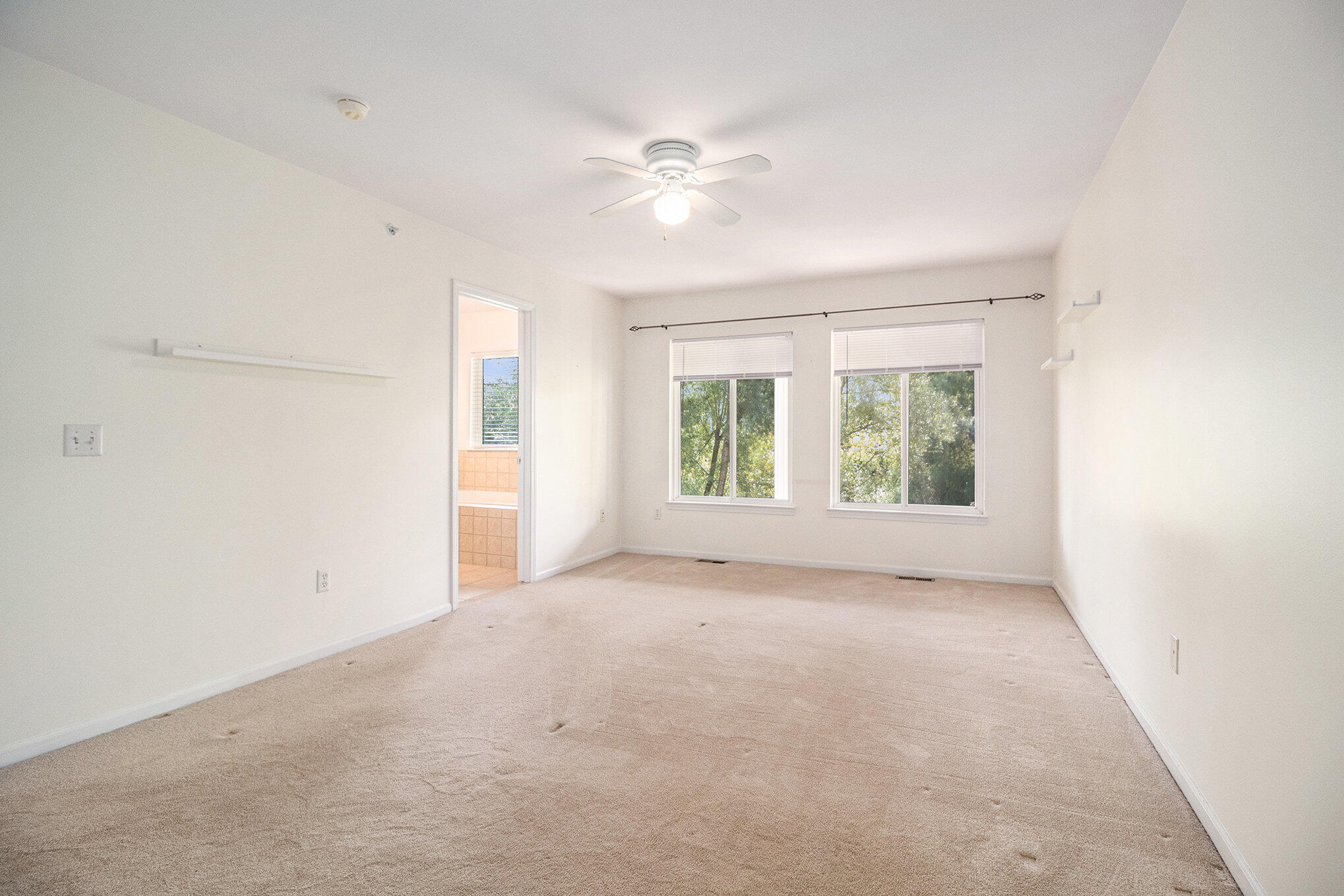 3164 Asher Road Ann Arbor, MI 48104 - Photo 18 of 27 019_img_5301-2_469