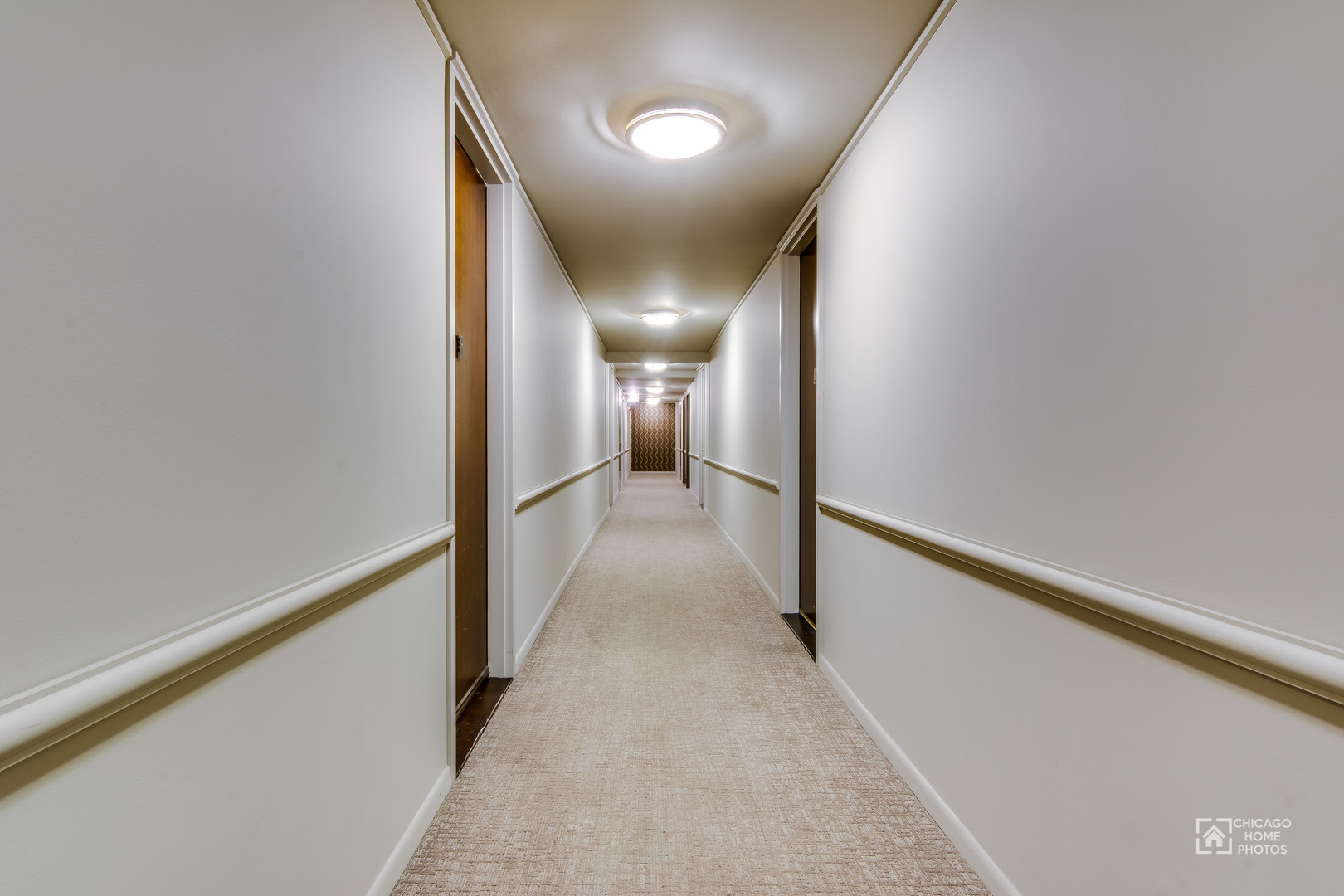 5445 North Sheridan Road, Unit 1809 Chicago, IL 60640 - Photo 17 of 18 a view of hallway