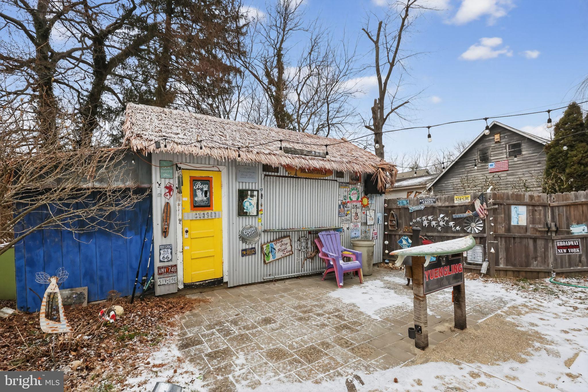 225 Rutland Avenue Mount Holly, NJ 08060 - Photo 29 of 30 a view of a patio with a table and chairs