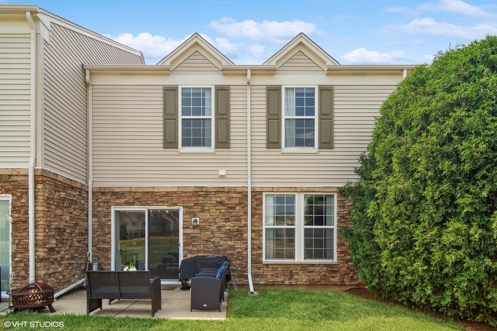 655 Pointe Drive Crystal Lake, IL 60014 - Photo 20 of 22 a view of a house with a yard
