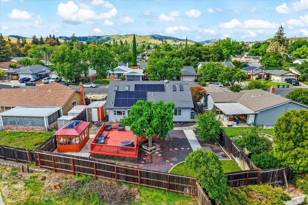 $585,000 | 443 Hartwick Lane, Fairfield, CA 94533