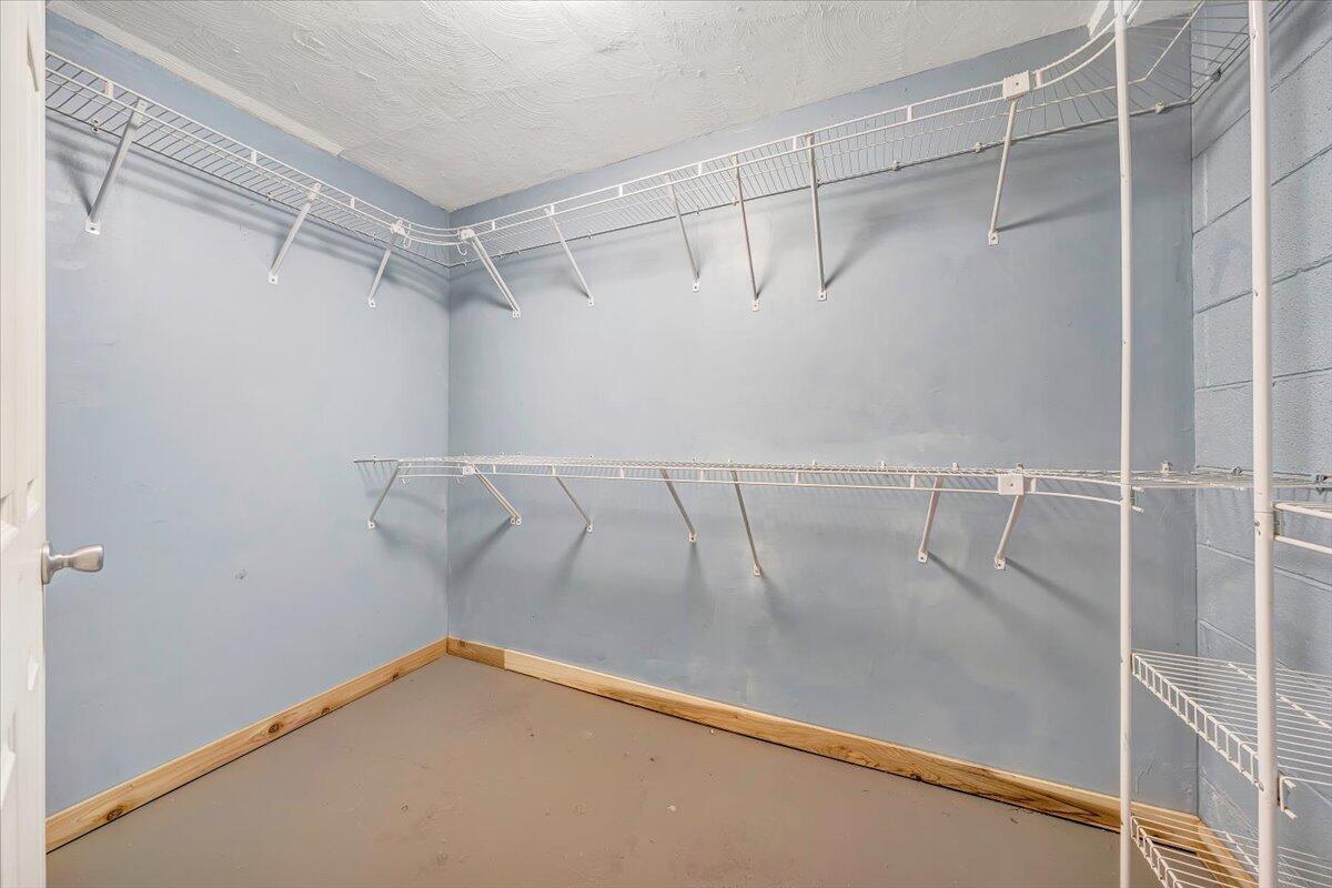 777 Mountain Pass Road Blue Ridge, VA 24064 - Photo 25 of 44 .