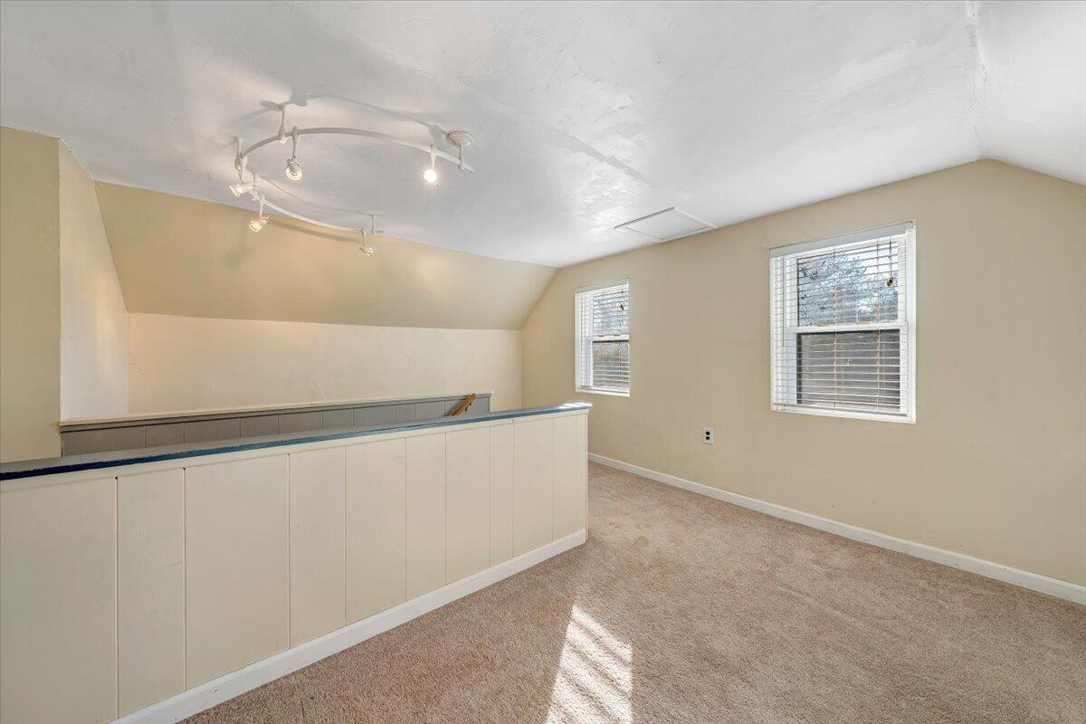 777 Mountain Pass Road Blue Ridge, VA 24064 - Photo 35 of 44 .