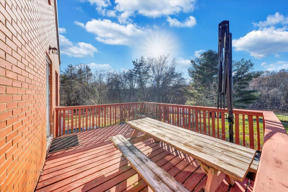 777 Mountain Pass Road Blue Ridge, VA 24064 - Photo 10 of 44 .