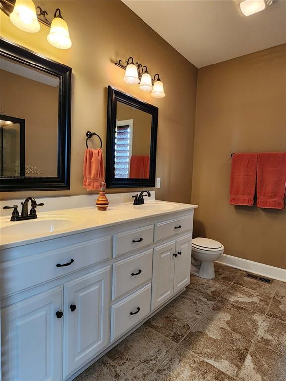 19367 Tomahawk Lane St. Joseph, MO 64505 - Photo 32 of 48