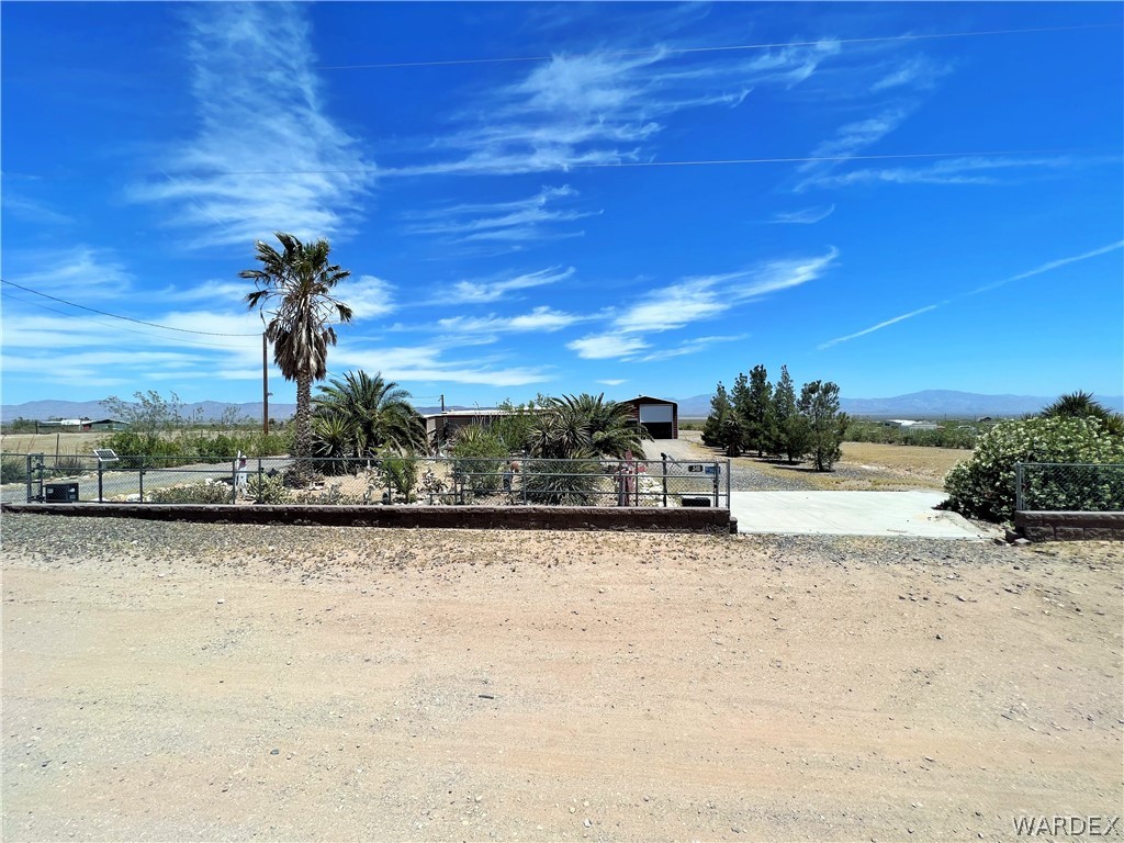 2548 Yaqui Road Golden Valley, AZ 86413 - Photo 1 of 34 Gallery Image 1