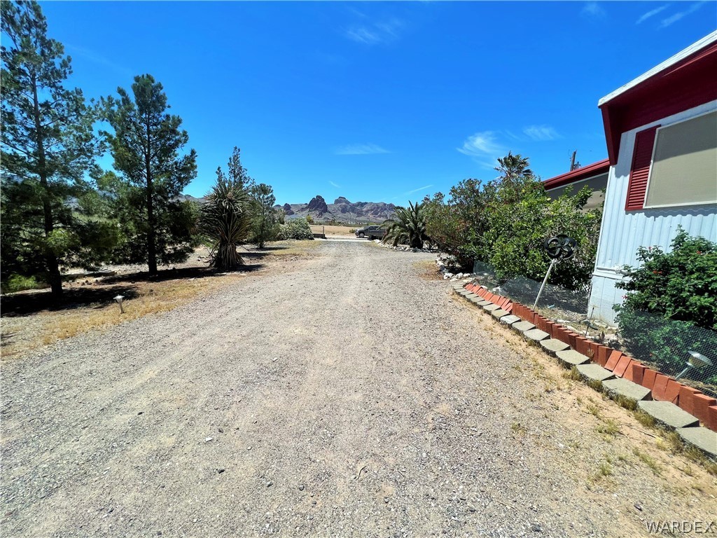 2548 Yaqui Road Golden Valley, AZ 86413 - Photo 9 of 34 Gallery Image 9