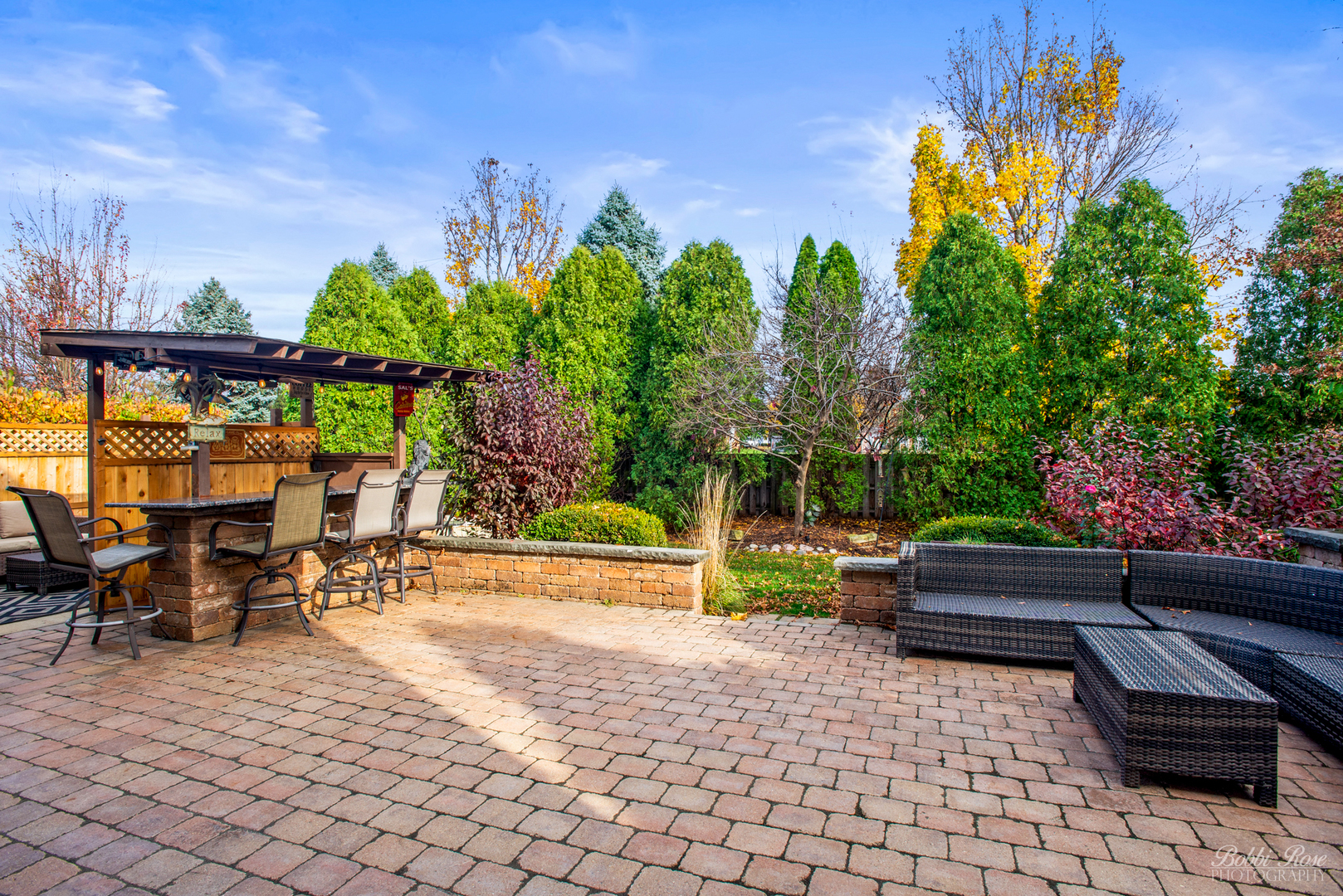 892 Audubon Lane Aurora, IL 60506 - Photo 41 of 53 a garden view with a seating space