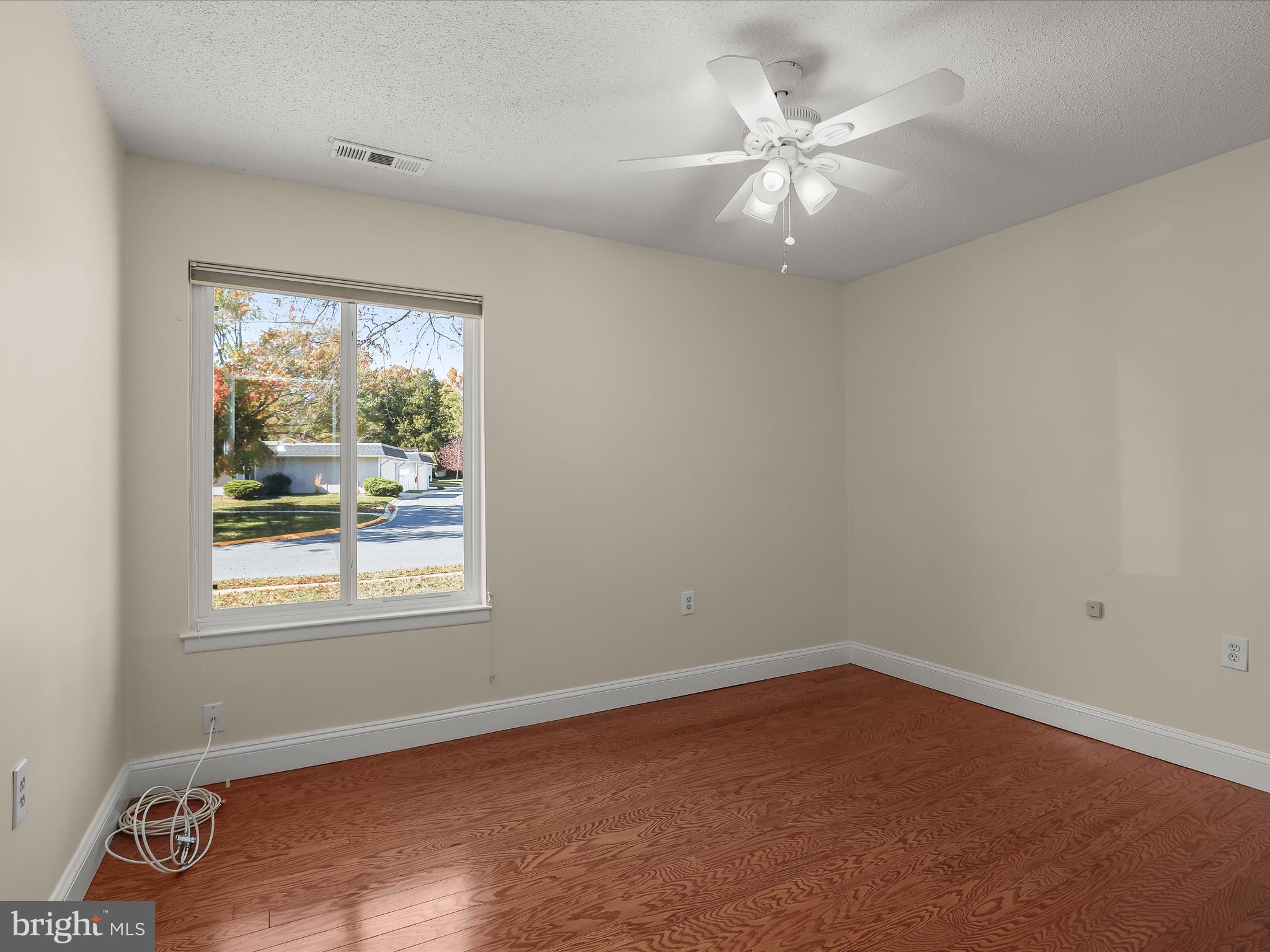 10 Pimlico Court, Unit 14B Silver Spring, MD 20906 - Photo 23 of 49 Bedroom