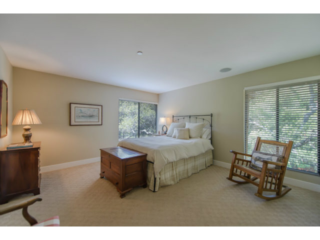 1385 Avondale Road Hillsborough, CA 94010 - Photo 14 of 23