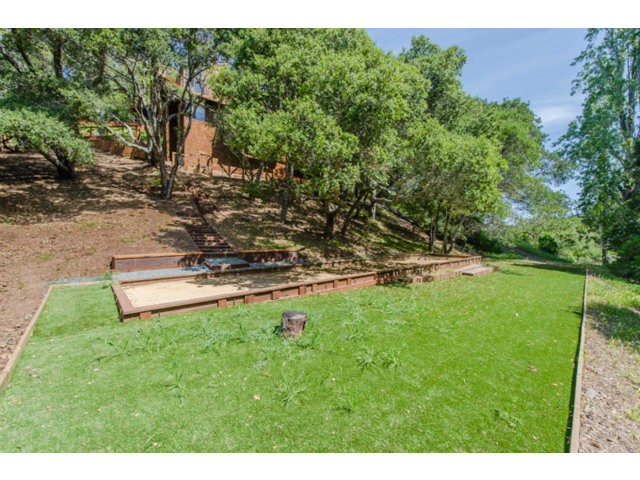 1385 Avondale Road Hillsborough, CA 94010 - Photo 22 of 23