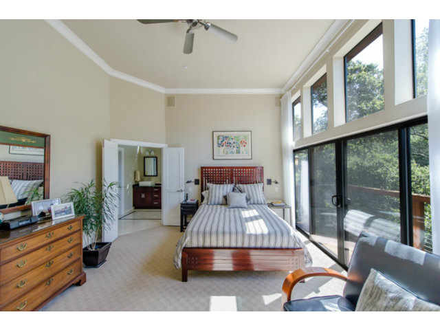 1385 Avondale Road Hillsborough, CA 94010 - Photo 9 of 23