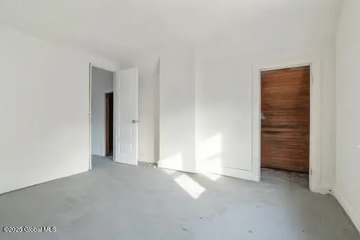 $299,900 | 1039 Parkwood Boulevard, Schenectady, NY 12308