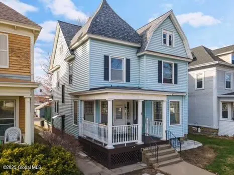 $299,900 | 1039 Parkwood Boulevard, Schenectady, NY 12308