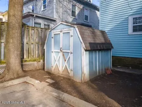 $299,900 | 1039 Parkwood Boulevard, Schenectady, NY 12308