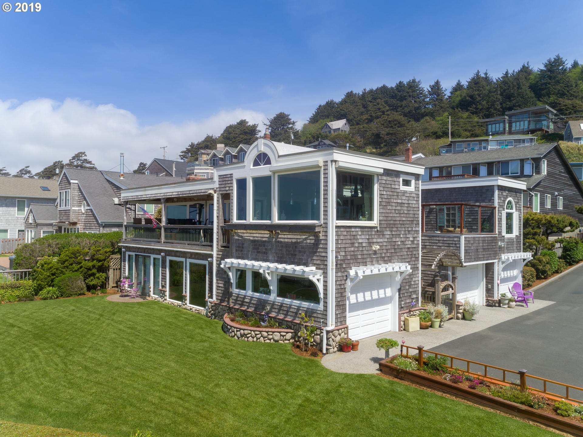 1868 South Pacific Street Cannon Beach, OR 97110 - Photo 2 of 31