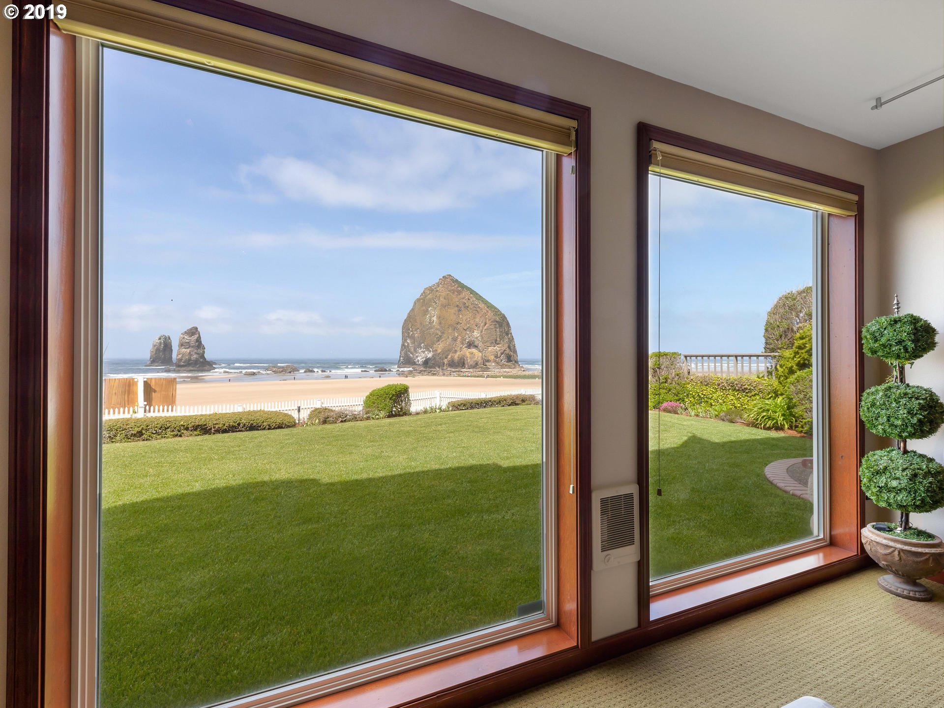 1868 South Pacific Street Cannon Beach, OR 97110 - Photo 21 of 31