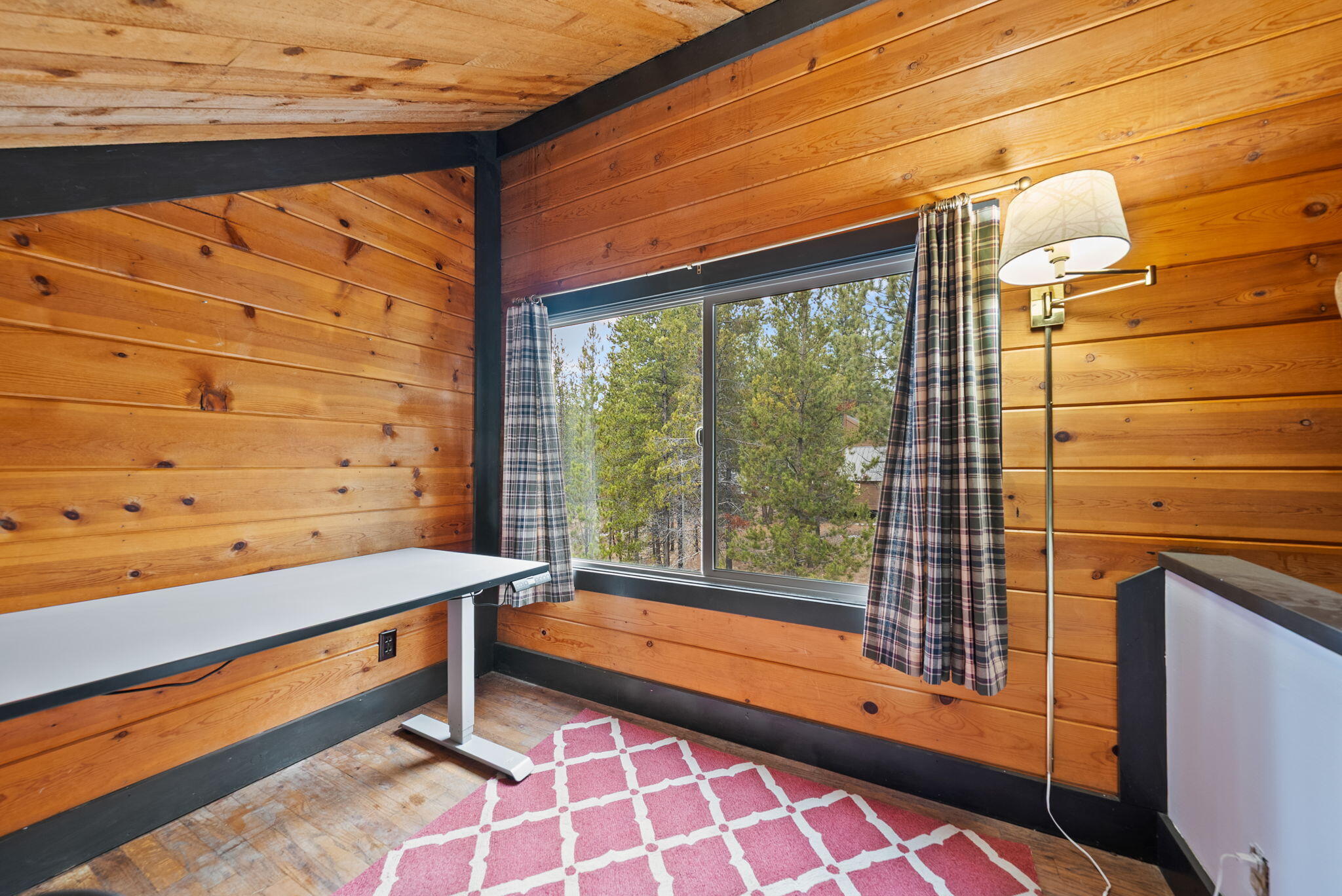 57377 Overlook Road Sunriver, OR 97707 - Photo 46 of 50 39-web-or-mls-Riley Visuals-39