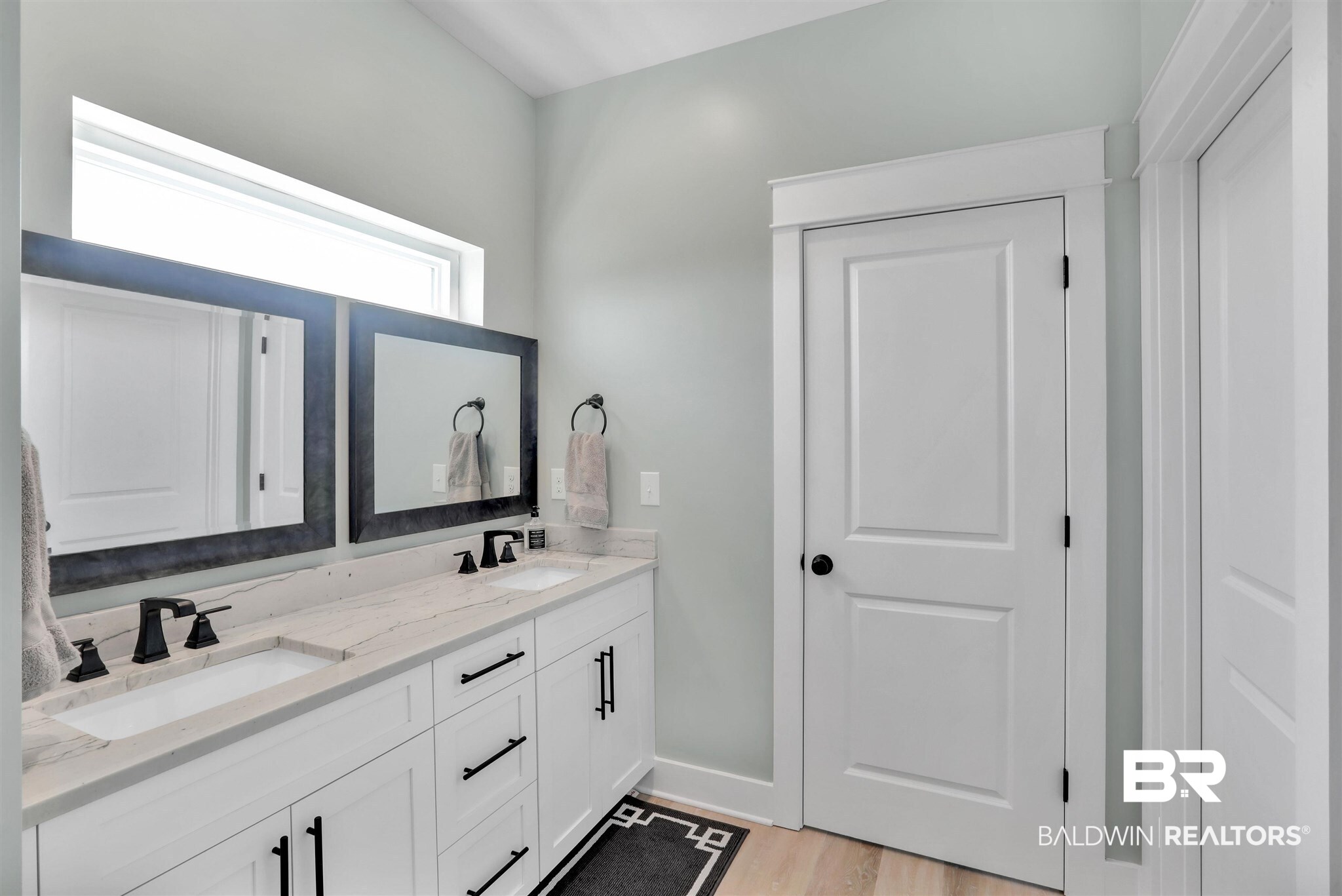 30147 River Road Orange Beach, AL 36561 - Photo 23 of 40 Bathroom 3