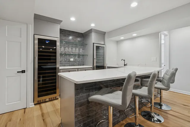 $619,000 | 4284 Stableford Lane, Naperville, IL 60564