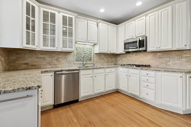 $619,000 | 4284 Stableford Lane, Naperville, IL 60564