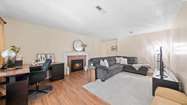 $257,000 | 2912 West Hood Avenue, Unit C103, Kennewick, WA 99336