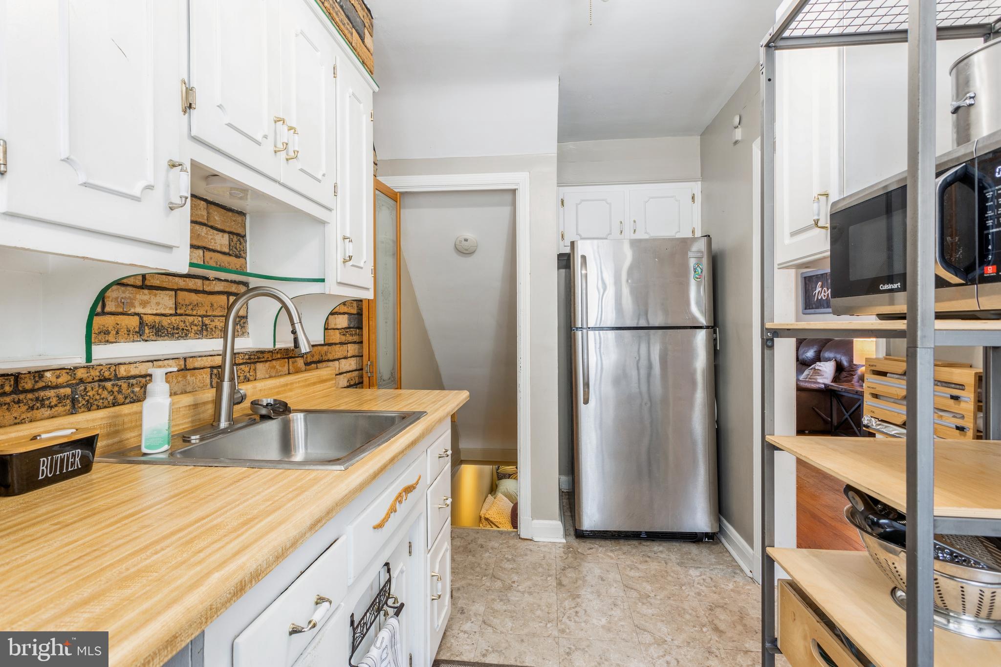 1100 Elm Road Halethorpe, MD 21227 - Photo 13 of 38 Kitchen