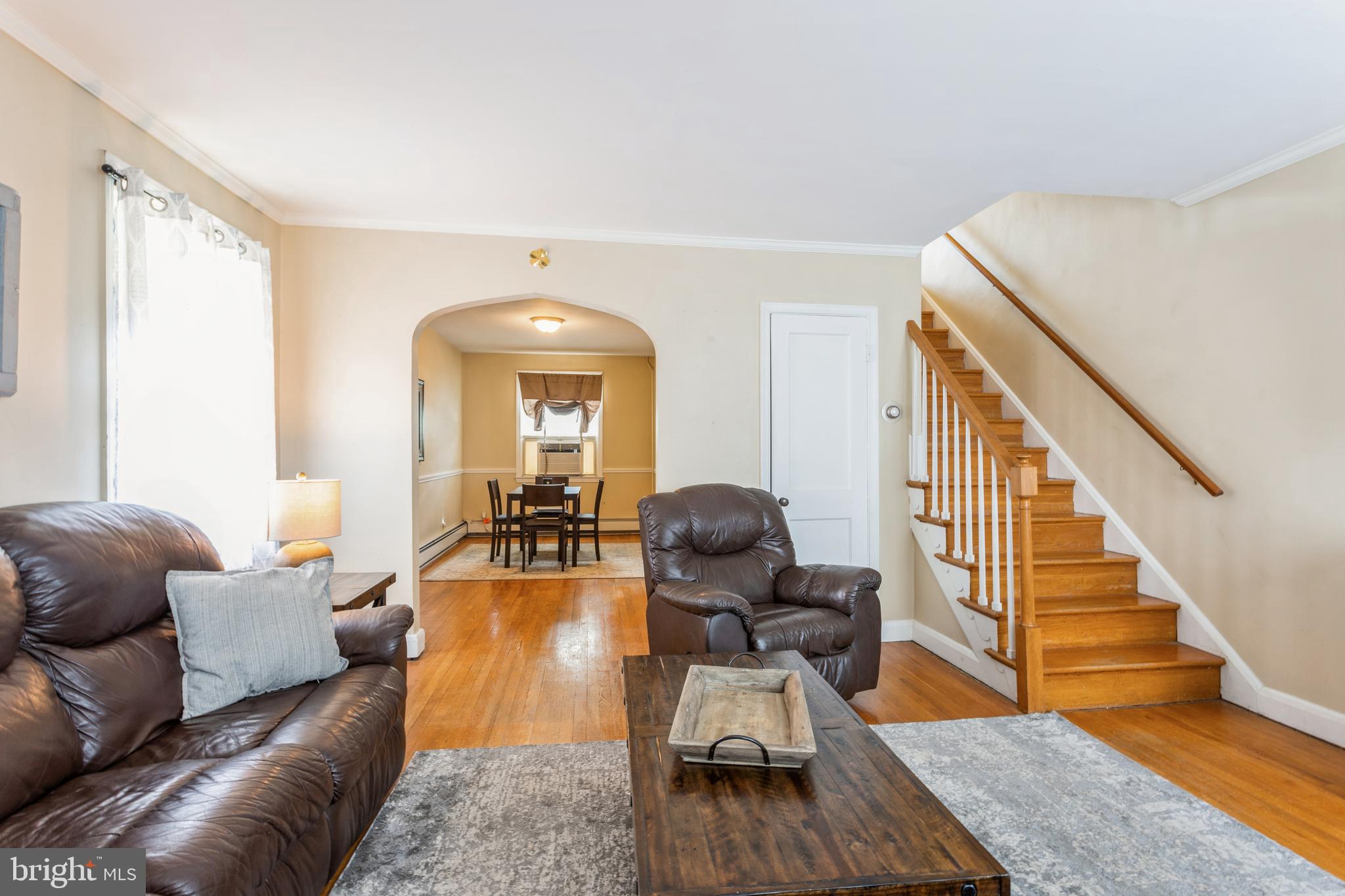 1100 Elm Road Halethorpe, MD 21227 - Photo 5 of 38 Living