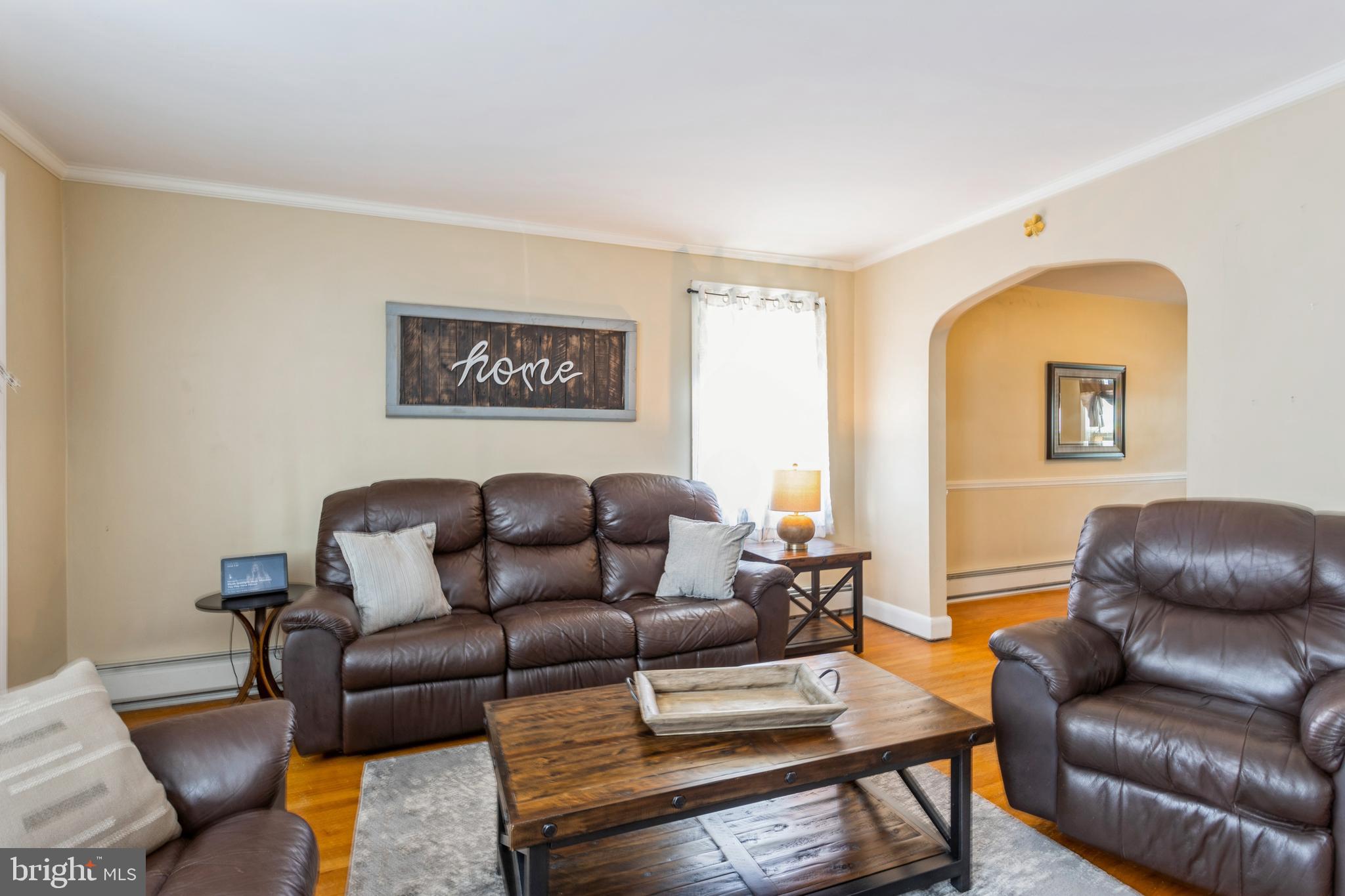 1100 Elm Road Halethorpe, MD 21227 - Photo 6 of 38 Living