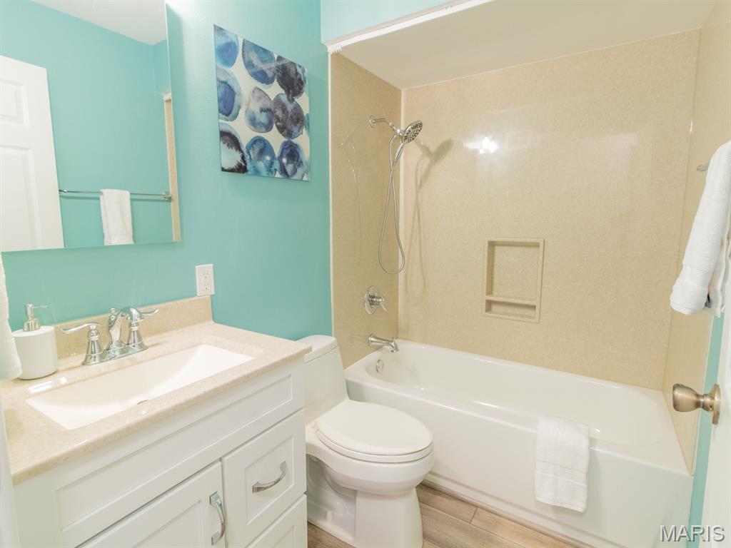 8700 South Laclede Station Road St. Louis, MO 63123 - Photo 17 of 60