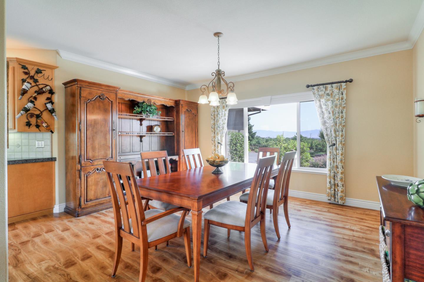 1700 Spring Grove Road Hollister, CA 95023 - Photo 12 of 36 Gallery Image 12