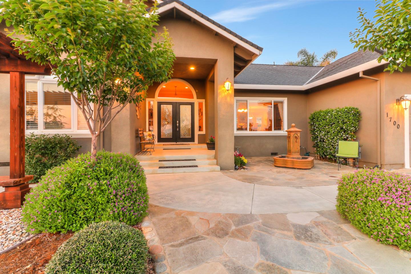 1700 Spring Grove Road Hollister, CA 95023 - Photo 2 of 36 Gallery Image 2