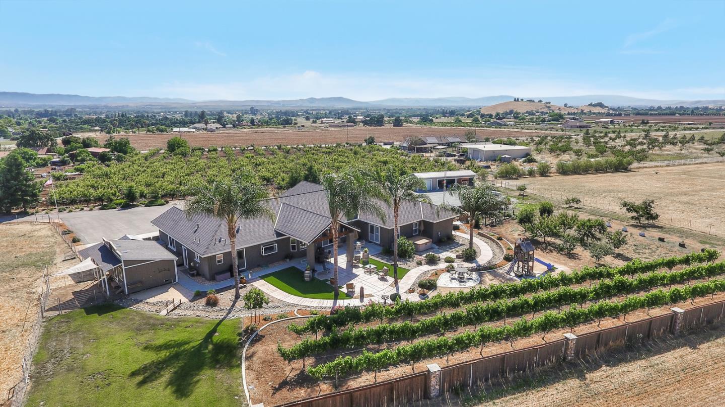1700 Spring Grove Road Hollister, CA 95023 - Photo 27 of 36 Gallery Image 27