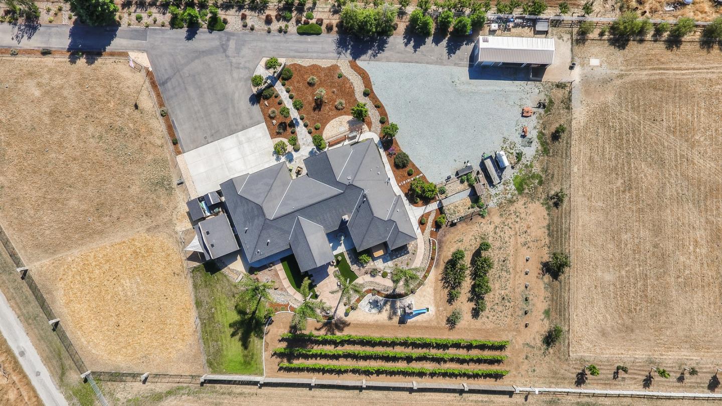1700 Spring Grove Road Hollister, CA 95023 - Photo 28 of 36 Gallery Image 28