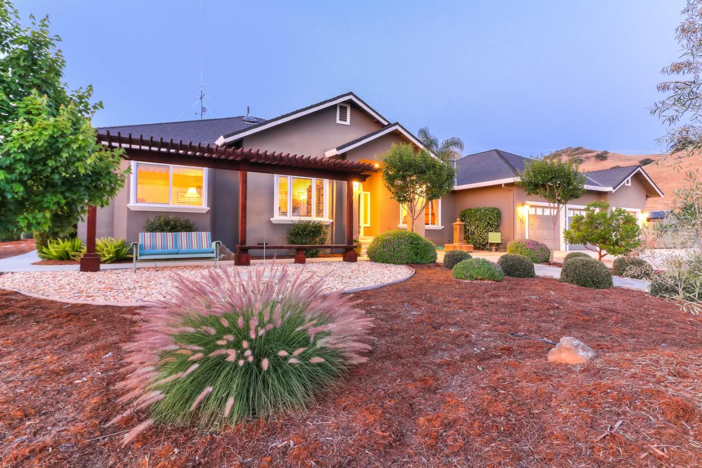1700 Spring Grove Road Hollister, CA 95023 - Photo 3 of 36 Gallery Image 3