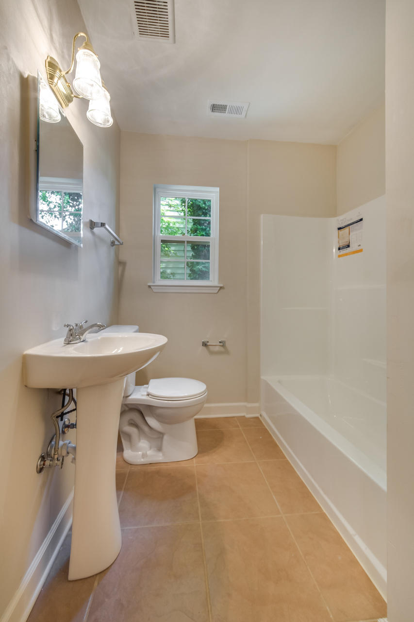 633 North Moore Road Chattanooga, TN 37411 - Photo 11 of 15 633 N Moore Rd Chattanooga, TN 37411 - 1