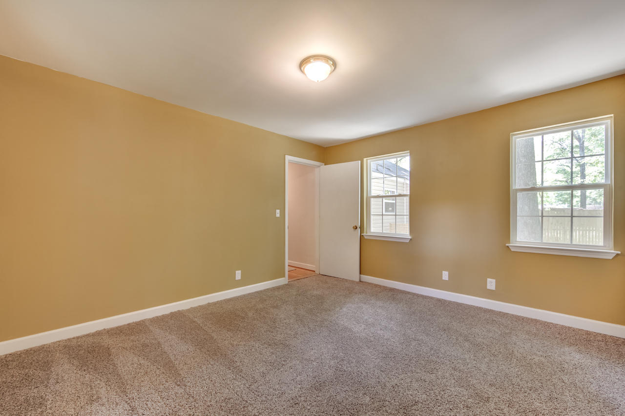 633 North Moore Road Chattanooga, TN 37411 - Photo 13 of 15 633 N Moore Rd Chattanooga, TN 37411 - 1