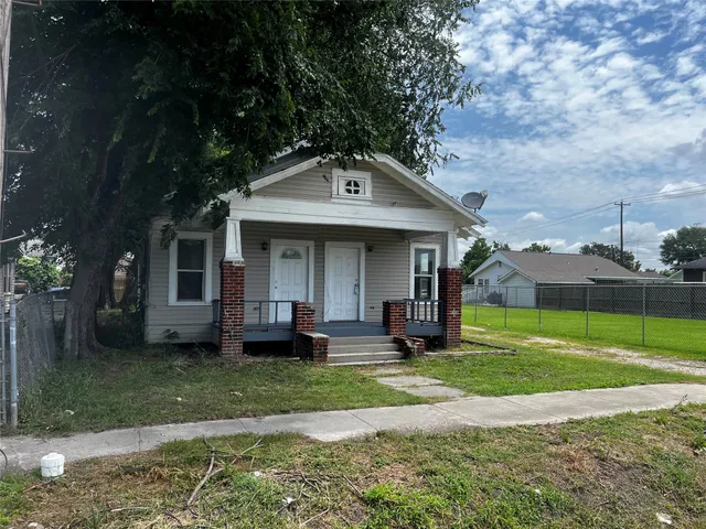 $189,000 | 6015 Brady Street, Houston, TX 77011