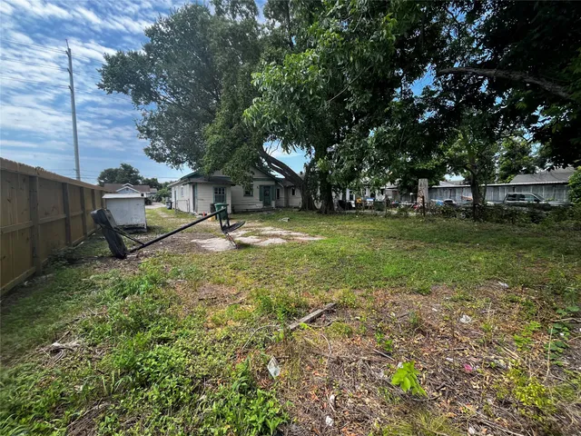 $189,000 | 6015 Brady Street, Houston, TX 77011