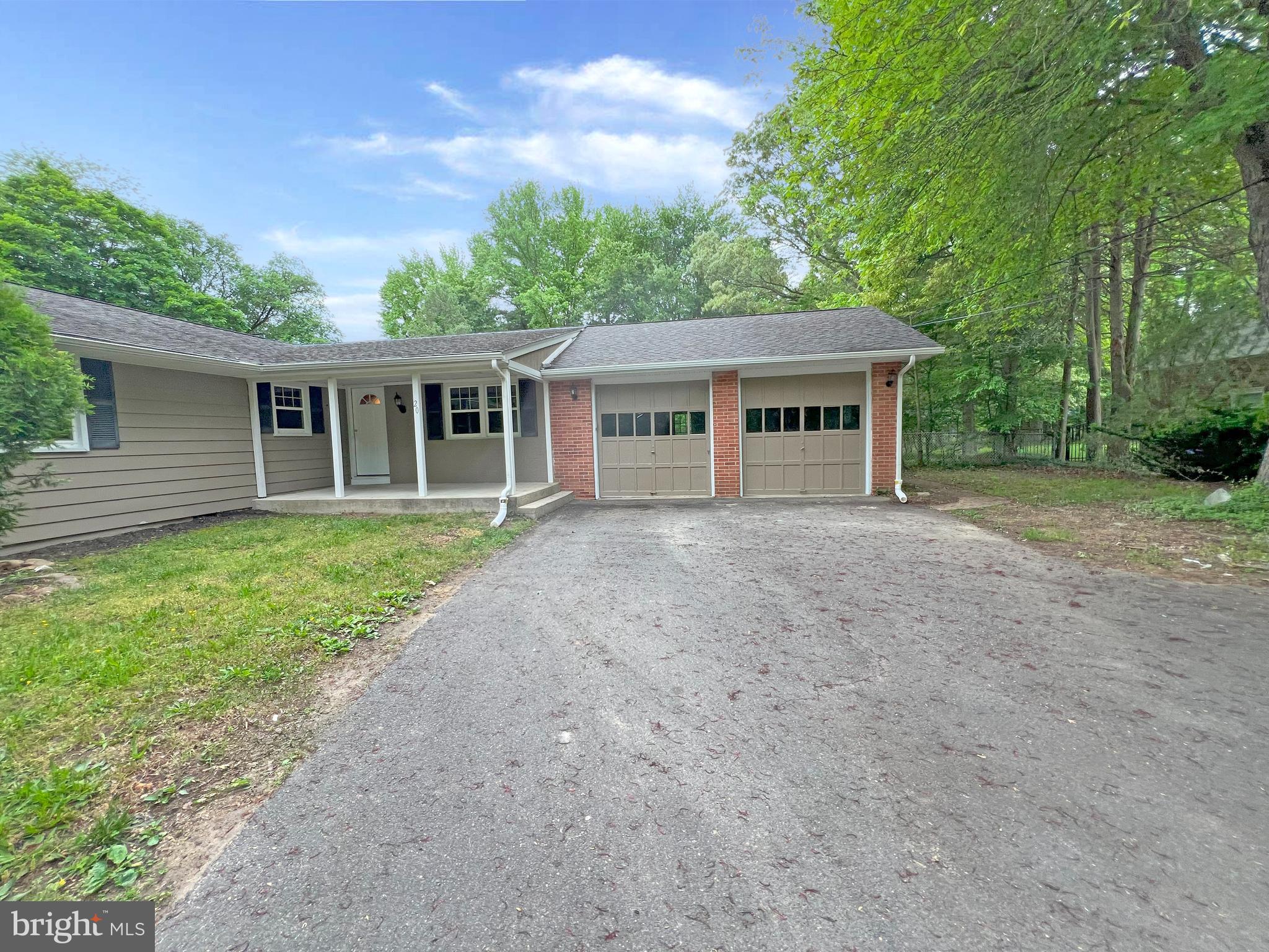 20 Taunton Road Medford, NJ 08055 - Photo 2 of 43