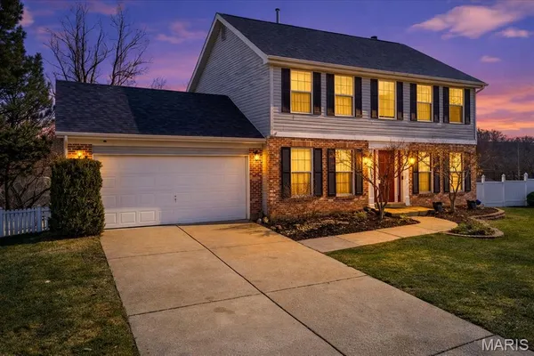 $495,000 | 16277 Autumn View Terrace Drive, Ellisville, MO 63011