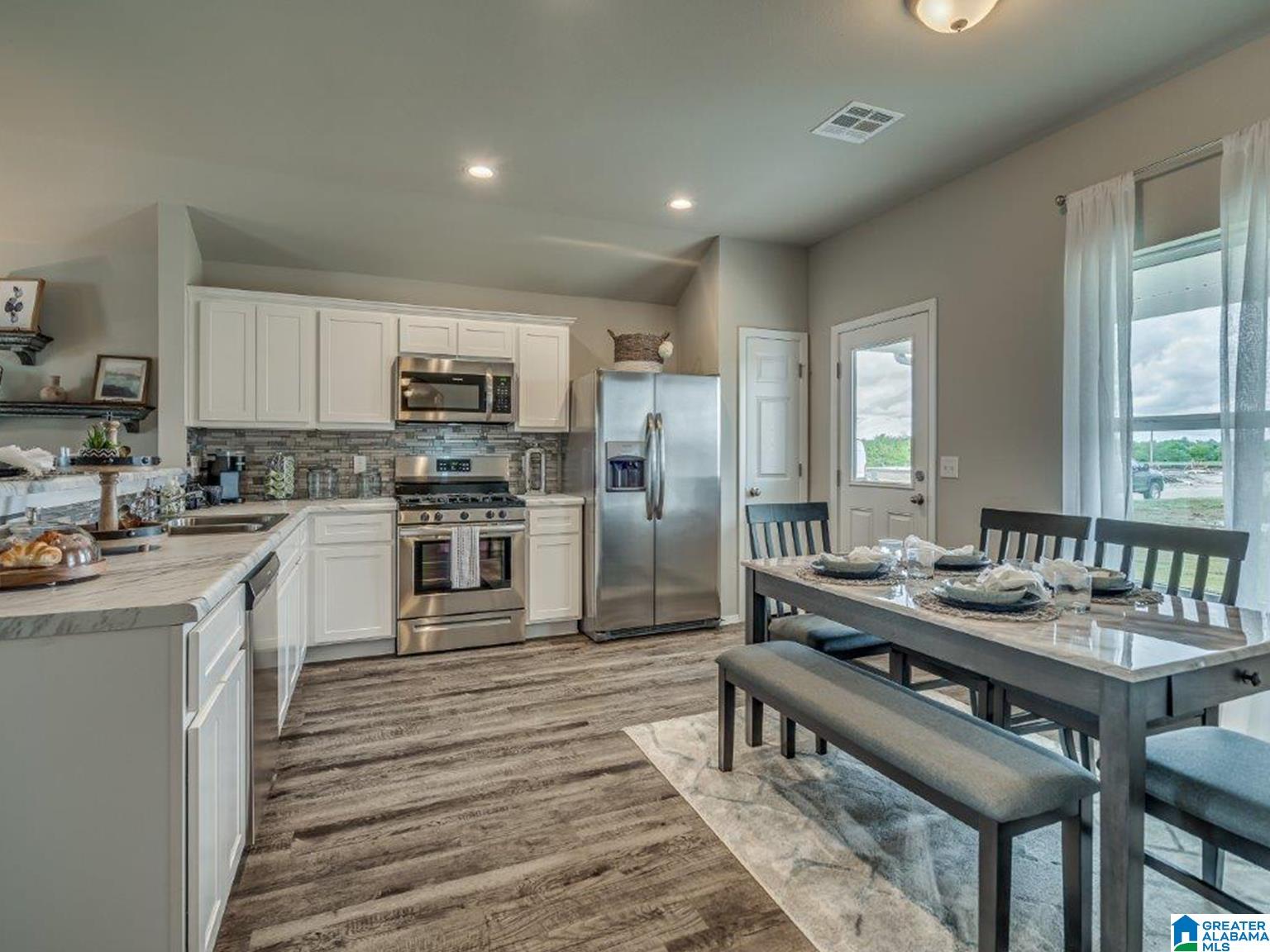 104 Coleman Way Calera, AL 35040 - Photo 6 of 11