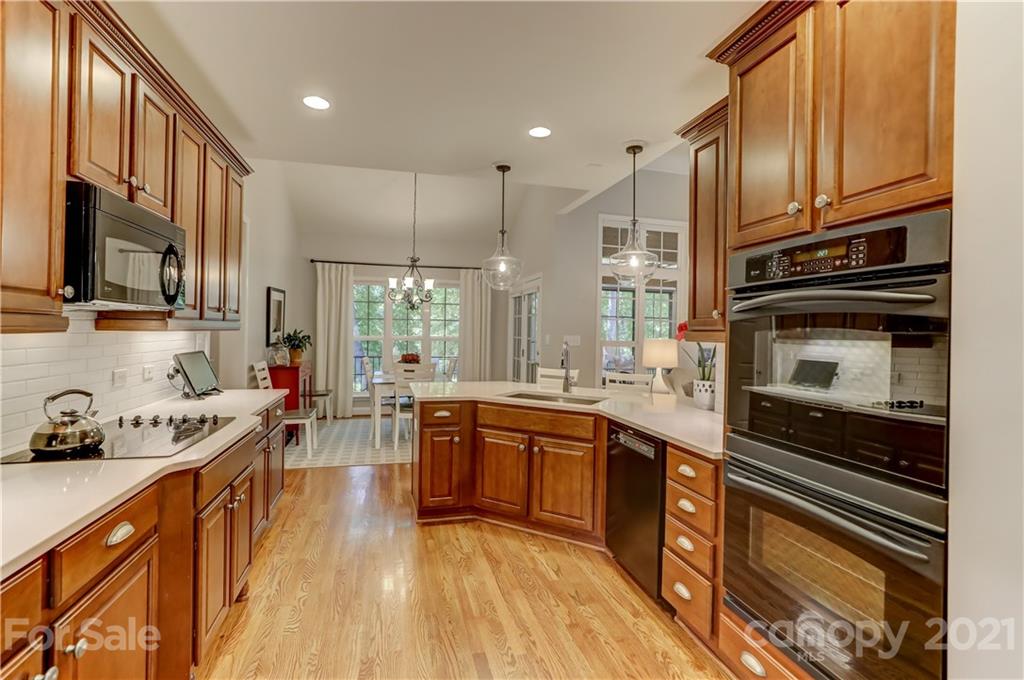16909 Turtle Point Road Charlotte, NC 28278 - Photo 12 of 47 Gallery Image 12