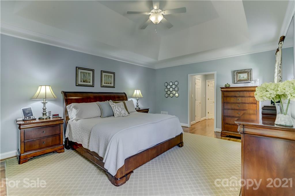16909 Turtle Point Road Charlotte, NC 28278 - Photo 19 of 47 Gallery Image 19
