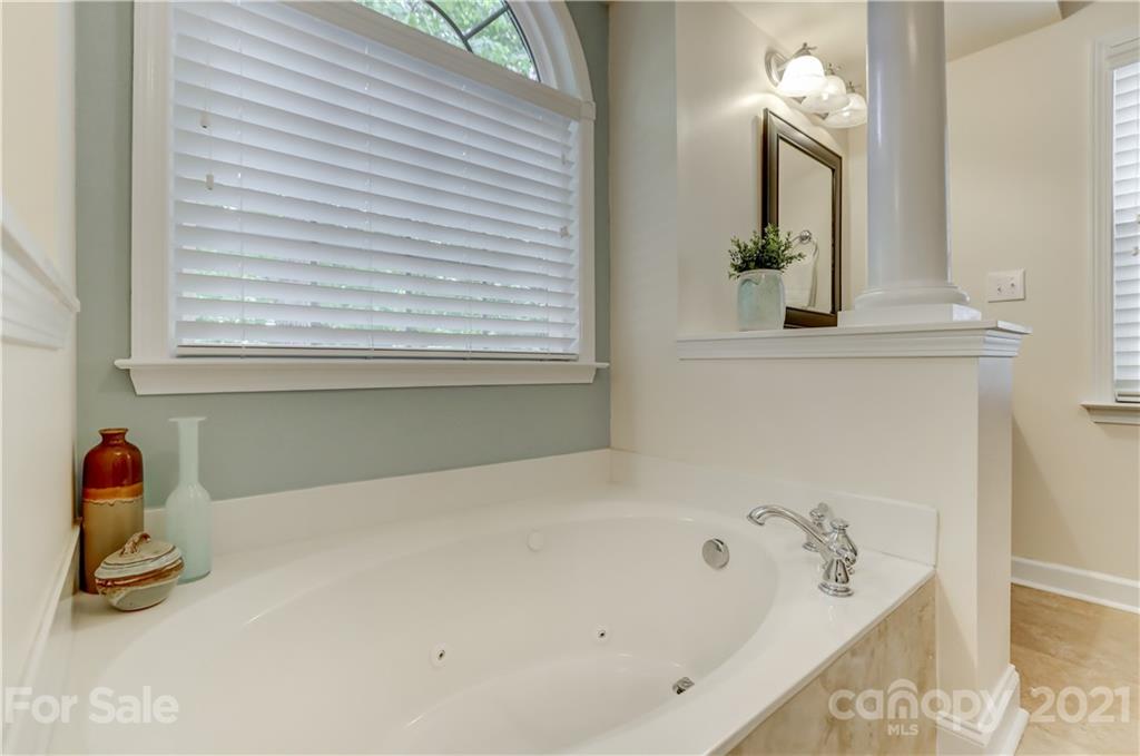 16909 Turtle Point Road Charlotte, NC 28278 - Photo 22 of 47 Gallery Image 22
