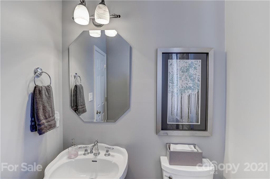 16909 Turtle Point Road Charlotte, NC 28278 - Photo 25 of 47 Gallery Image 25