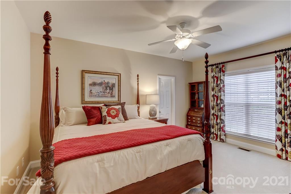 16909 Turtle Point Road Charlotte, NC 28278 - Photo 26 of 47 Gallery Image 26