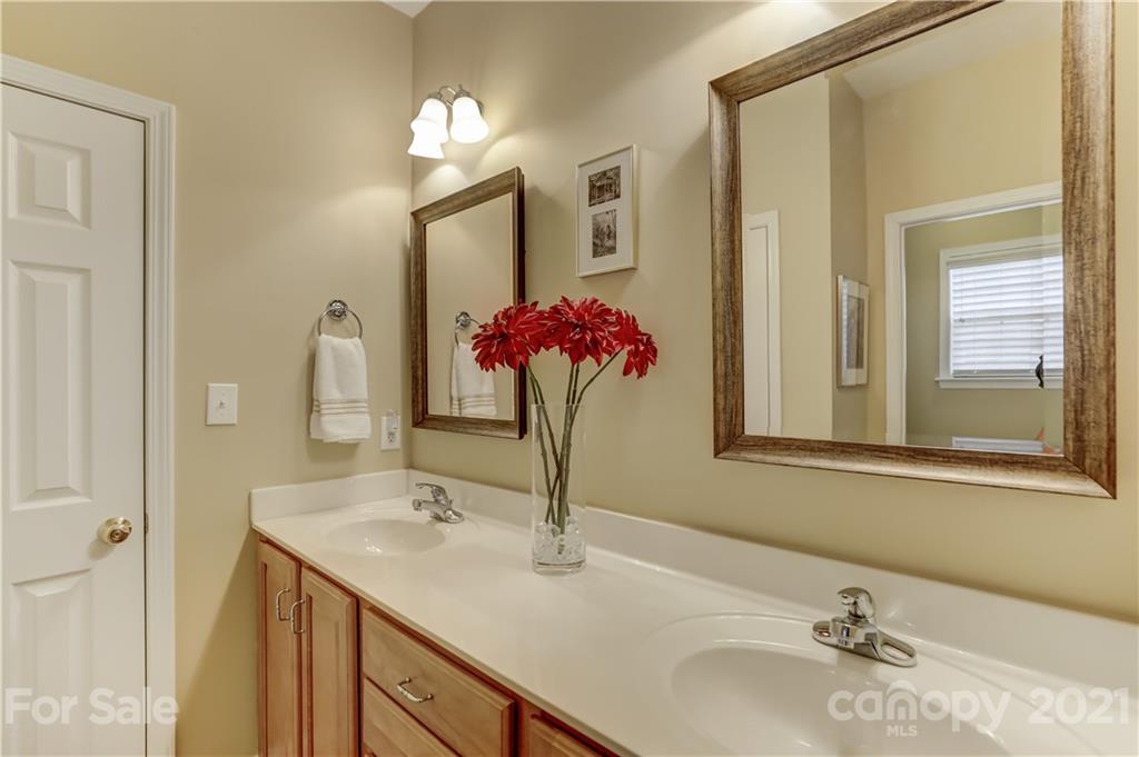 16909 Turtle Point Road Charlotte, NC 28278 - Photo 27 of 47 Gallery Image 27
