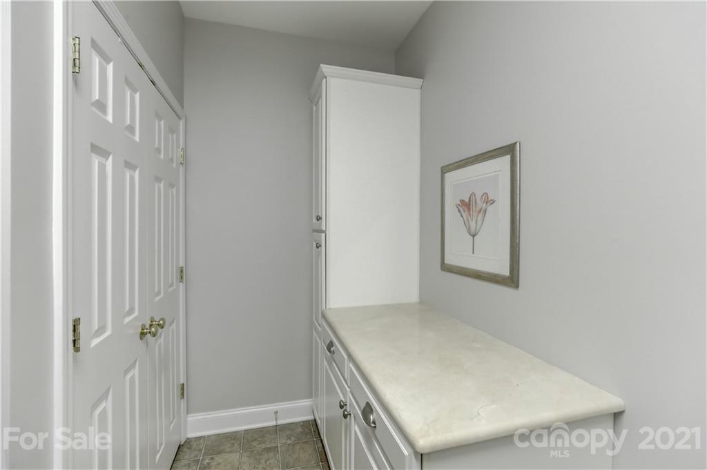 16909 Turtle Point Road Charlotte, NC 28278 - Photo 31 of 47 Gallery Image 31